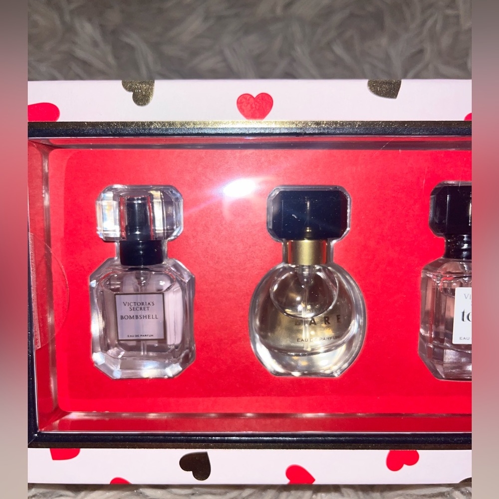 NEW VS Perfumes - Picture 4 of 7